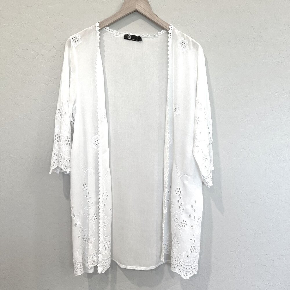 M Made In Italy Embroidered Top Swim Coverup White Soft Size Small